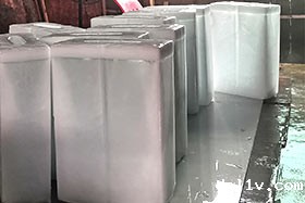 日产30吨盐水池块冰机，南昌制冰厂正在使用